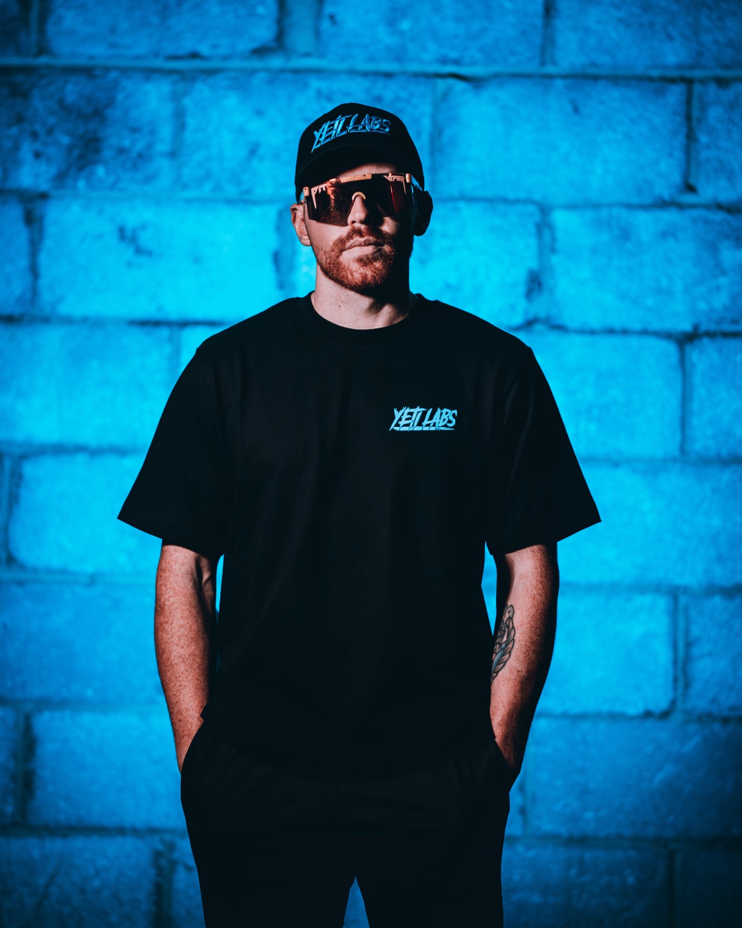 Yeti Labs Frenzy Short Sleeve T-Shirt - Black & Hyper Blue